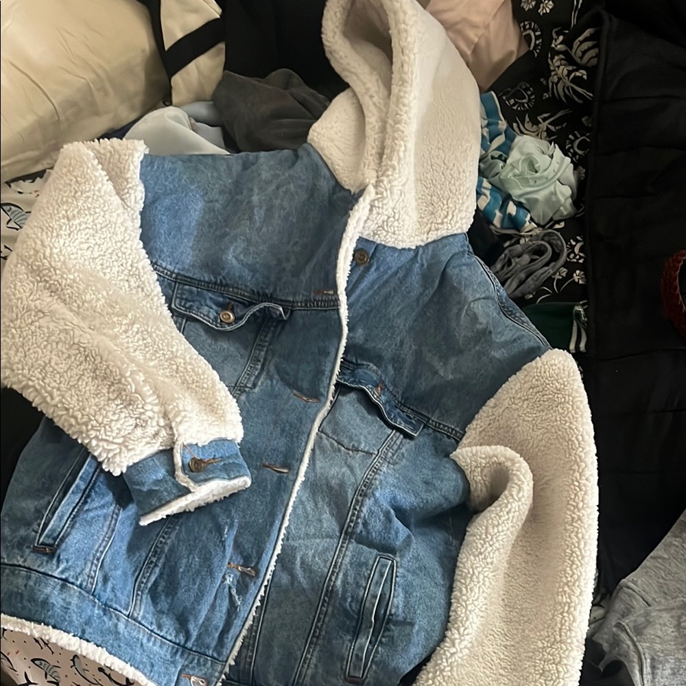 Women Blue Denim Jacket with White Sherpa Lining